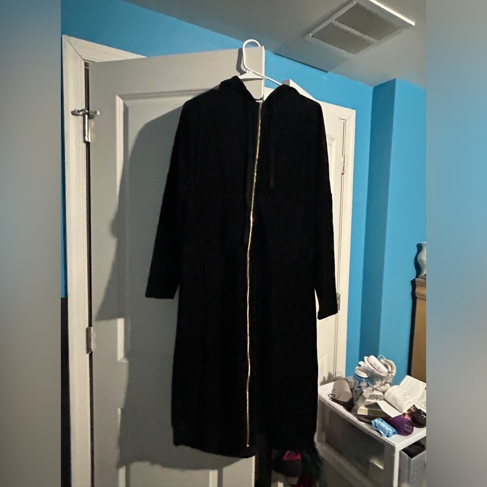 Meli Velour Hoodie Dress Size Small NWT